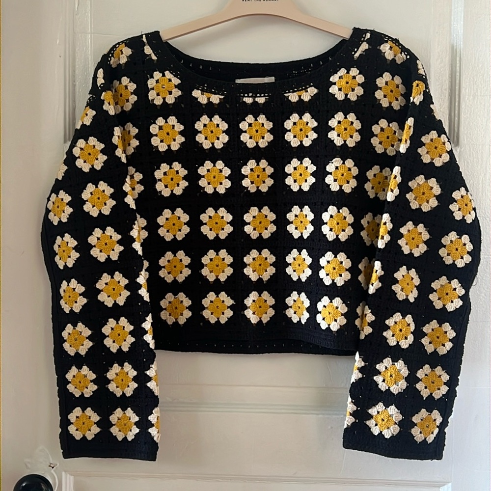 Altar’d state crochet daisy pullover sweater knit